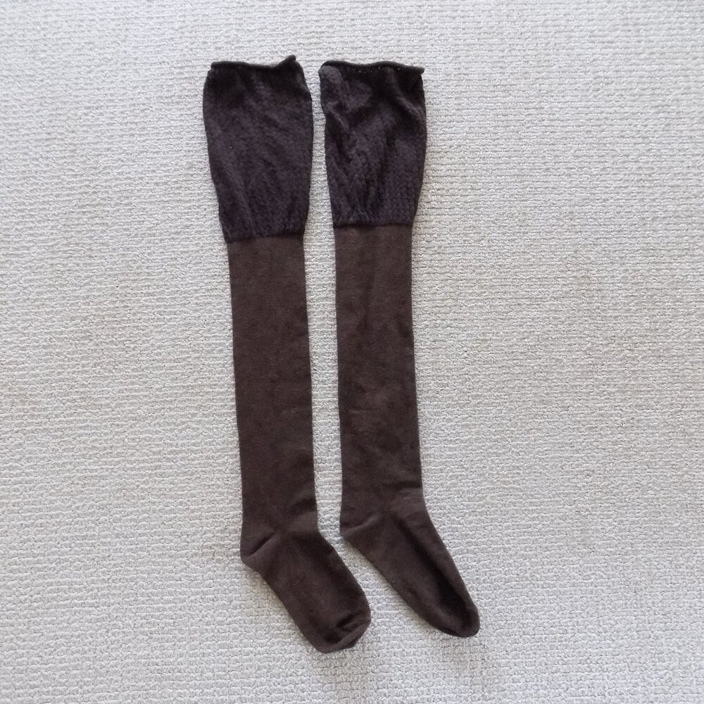 NEW KENSIE KNEE HIGH BOOT SOCKS BROWN DECORATIVE